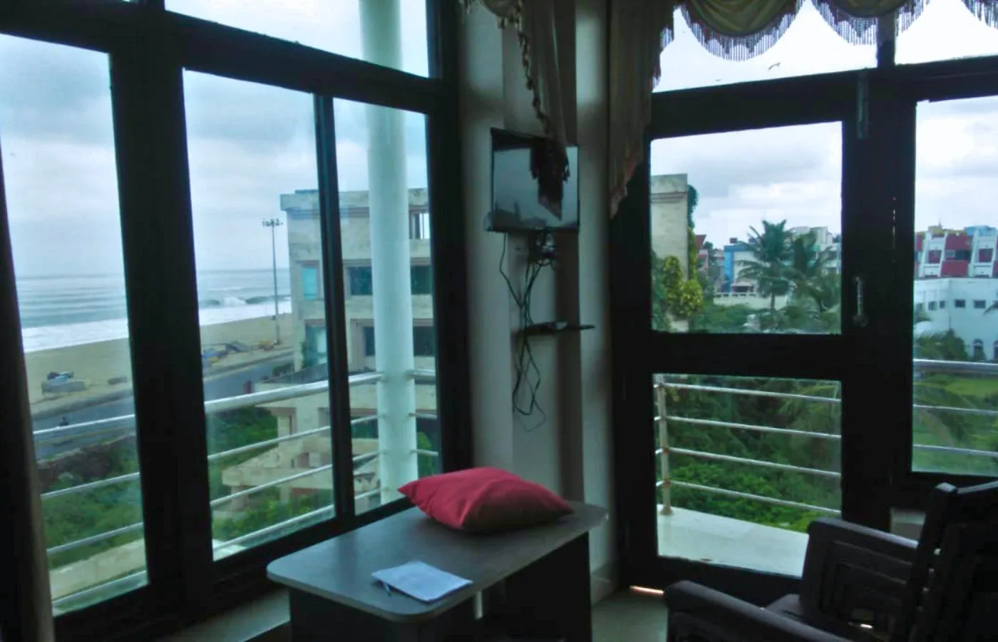 Larica Holiday Inn Puri — Puri · Odisha Hotel Gallery | Larica Hotels