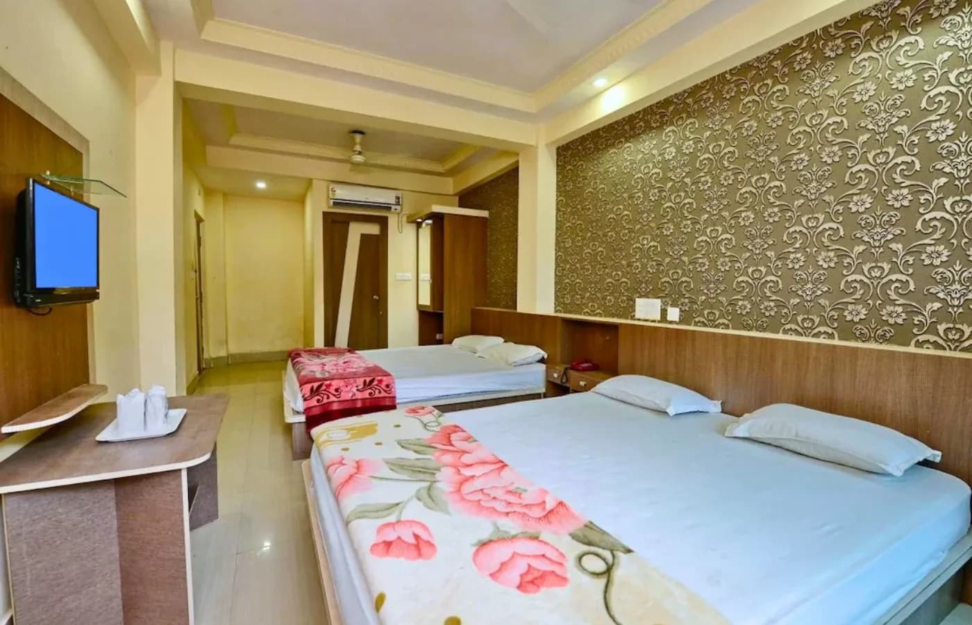 Larica Holiday Inn Puri — Puri · Odisha Hotel Gallery | Larica Hotels